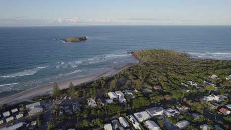 Fingal-Head-Overlooking-Cook-Island-On-Tasman-Sea-Coast-In-New-South-Wales,-Australia