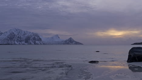 Utakliev-beach-during-sunset-in-winter,-Lofoten-Islands,-Norway