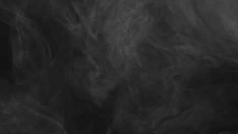 Weißer-Rauch-Mit-Schwarzem-Hintergrund