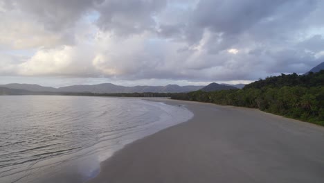 Beautiful,-calm-forest-beach-of-the-Daintree-National-Park
