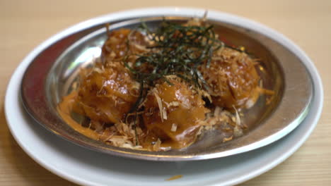 Takoyaki---Japanischer-Essensstil