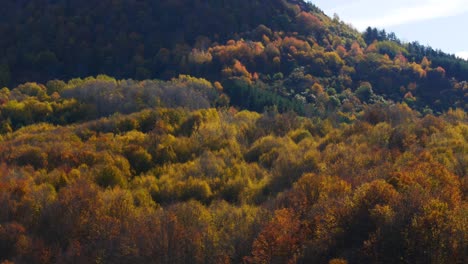 Mountain-landscape.-Autumn-in-the-Balkan-Mountains,-Bulgaria