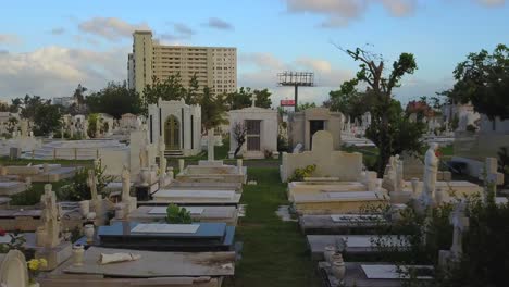 Cementerio-En-Isla-Verde,-Puerto-Rico-Después-Del-Huracán-Maria