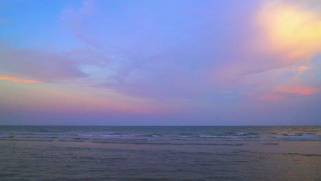 beautiful-twilight-sky-with-sea