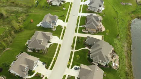 Luftaufnahme-Von-Modernen-Häusern-In-Vororten