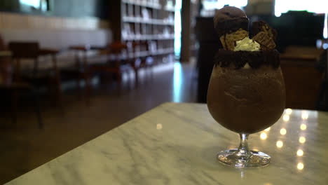 iced-chocolate-milkshake-smoothies-with-chocolate-topping