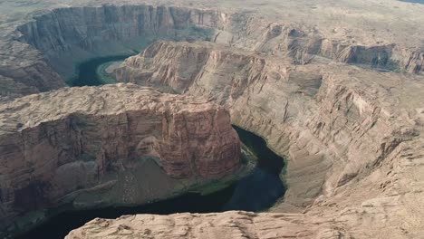 Aerial-View-of-Impressive-Horseshoe-Bend-Meander,-Canyon-of-Colorado-River-in-Arizona-Desert-USA