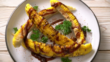 grilled-and-barbecue-corn-with-bbq-sauce