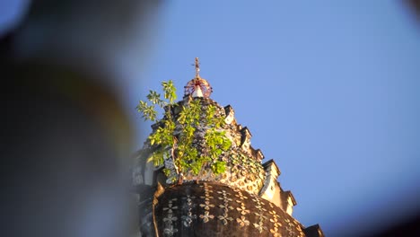 Famous-Burmese-Wat-Welu-Wanaram-temple-in-Chiang-Mai,-Thailand