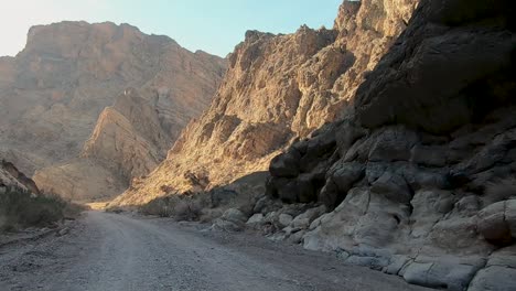 Drive-through-Titus-Canyon-with-4X4-on-an-unpaved-road-in-Death-Valley-National-Park