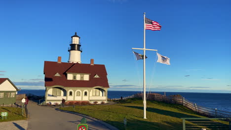 Windiger-Nachmittag-Am-Head-Lighthouse-Portland-Main-30fps,-4k-Zeitlupe