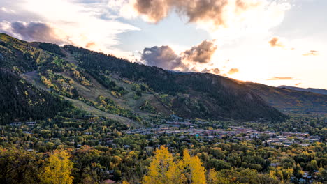 Fall-Colors-in-Aspen,-Colorado