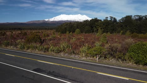 Monte-Ruapehu-Drone-Disparado-Desde-La-Carretera-En-Nueva-Zelanda