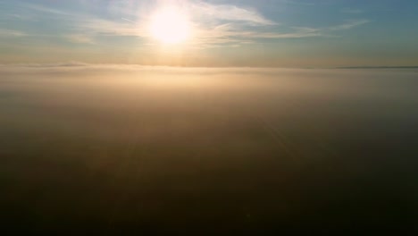 Beautiful-footage-of-the-sky-above-the-clouds