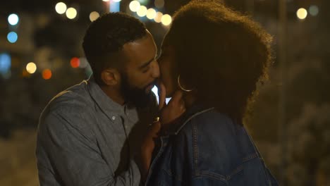 Couple-kissing-each-other-in-city-4k
