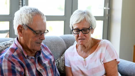 Senior-couple-checking-blood-pressure-4k