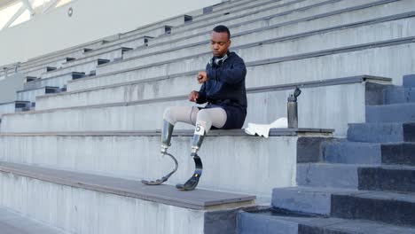 Behinderte-Sportlich-Mit-Smartwatch-4k
