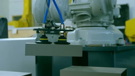 Robotermaschine-Im-Lager-4k