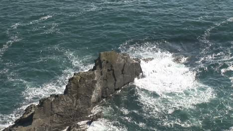 Waves-Crashing-against-the-Cliffs