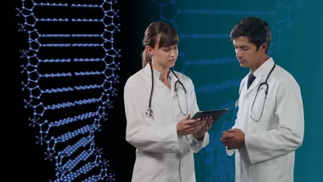 Animation-Von-Zwei-Ärzten,-Die-Ein-Digitales-Tablet-über-DNA-Stämmen-Verwenden,-Im-Hintergrund-Werden-Statistiken-Angezeigt