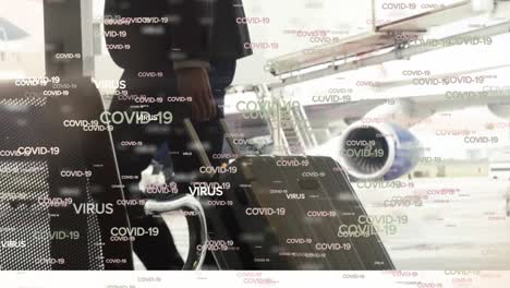 Digitales-Zusammengesetztes-Video-Eines-Virus-Covid-19-Textes-Gegen-Einen-Mann,-Der-Mit-Koffer-Am-Flughafen-Läuft