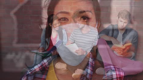 Frau-Mit-Gesichtsmaske-Gegen-Studierende-Studenten