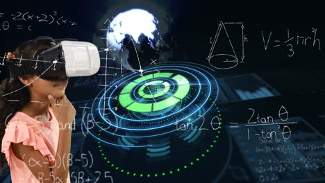 Mathematische-Gleichungen-Schweben-über-Einem-Mädchen,-Das-Ein-VR-Headset-Gegen-Das-Scannen-Des-Zielfernrohrs-Und-Den-Sich-Drehenden-Globus-Verwendet