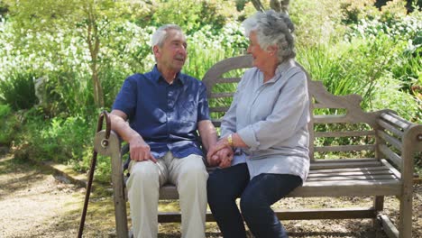 Happy-senior-caucasian-couple-in-garden