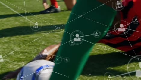Animación-De-Red-De-Conexiones-Con-íconos-De-Personas-Sobre-Jugadores-De-Fútbol-Practicando