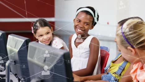Animation-of-network-of-connections-over-schoolchildren-using-computer