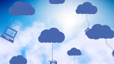 Animation-Eines-Netzwerks-Digitaler-Wolken-Und-Symbole-über-Dem-Himmel