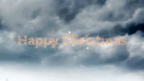 Fröhlicher-Weihnachtstext-über-Feuerwerk,-Das-Vor-Dunklen-Wolken-Am-Himmel-Explodiert