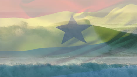 Digitale-Komposition-Der-Schwenkenden-Ghana-Flagge-Gegen-Wellen-Im-Meer