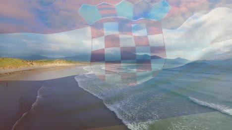 Animation-Der-Flagge-Kroatiens,-Die-über-Der-Strandlandschaft,-Dem-Meer-Und-Dem-Wolkenverhangenen-Blauen-Himmel-Weht