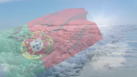 Digitale-Komposition-Der-Wehenden-Portugiesischen-Flagge-Gegen-Meereswellen-Am-Strand