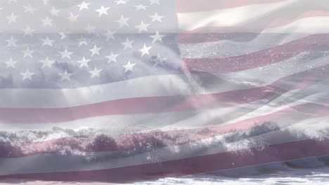 Digitale-Komposition-Der-US-Flagge,-Die-Vor-Der-Luftaufnahme-Der-Wellen-Im-Meer-Weht