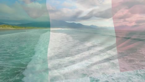 Animation-Der-Flagge-Italiens,-Die-über-Der-Meereslandschaft-Weht