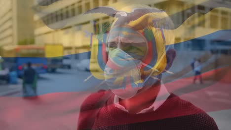 Animation-Der-Flagge-Ecuadors,-Die-Während-Der-Covid-19-Pandemie-über-Einem-Mann-Mit-Gesichtsmaske-Weht