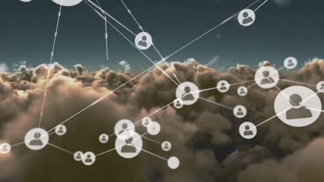 Animation-Des-Netzwerks-Von-Verbindungen-Mit-Symbolen-über-Dem-Himmel