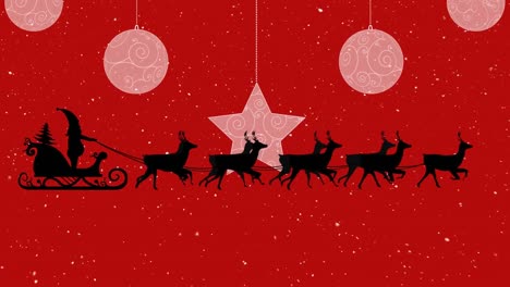 Animation-Von-Weihnachtsmannschlitten,-Kugeln-Und-Schnee,-Der-Auf-Roten-Hintergrund-Fällt