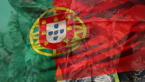 Animation-Der-Flagge-Portugals-über-Verschiedenen-Männlichen-Soldaten