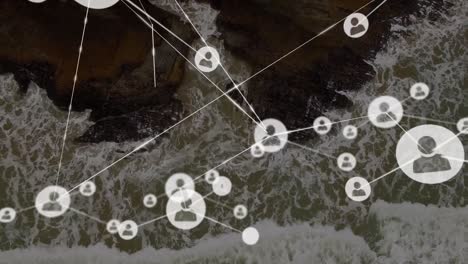 Animation-Des-Netzwerks-Von-Verbindungen-Mit-Symbolen-über-Meerblick
