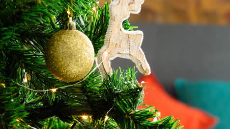 Animation-of-christmas-tree-with-decorations