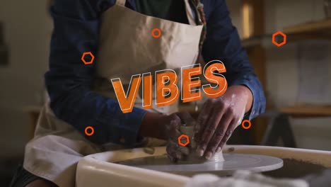 Animation-Von-Vibes-Text-über-Den-Händen-Eines-Afroamerikanischen-Mannes,-Der-Töpferwaren-Formt