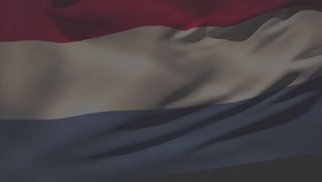 Animation-Der-Flagge-Der-Niederlande,-Die-über-Einem-Feuerwerk-Weht