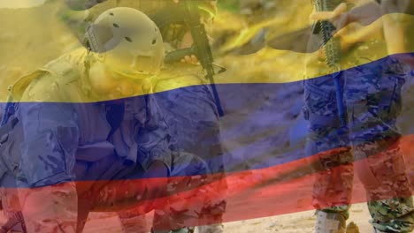 Animation-Der-Flagge-Kolumbiens-über-Verschiedenen-Männlichen-Soldaten-Mit-Waffen