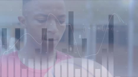 Animation-Der-Finanzdatenverarbeitung-über-Einem-Afroamerikanischen-Mann,-Der-Basketball-Spielt