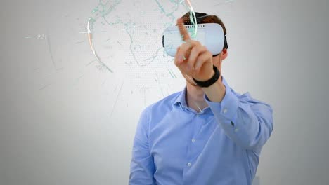 Animation-Des-Globus-Mit-Verbindungen-über-Einem-Kaukasischen-Mann-Mit-VR-Headset