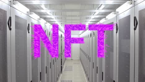 Animation-Von-NFT-Text-über-Serverraum