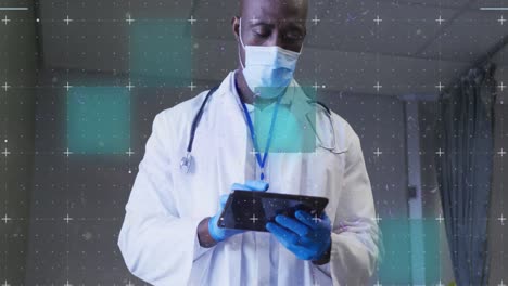 Animation-Der-Datenverarbeitung-über-Einem-Männlichen-Afroamerikanischen-Arzt-Mit-Gesichtsmaske-Und-Tablet